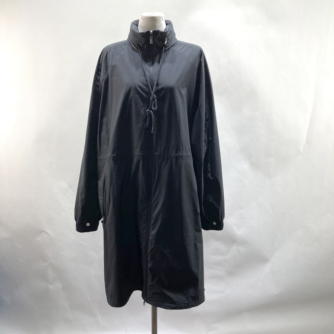 huit8 위뜨 여성 경량 롱바람막이자켓 블랙 S  상품이미지1