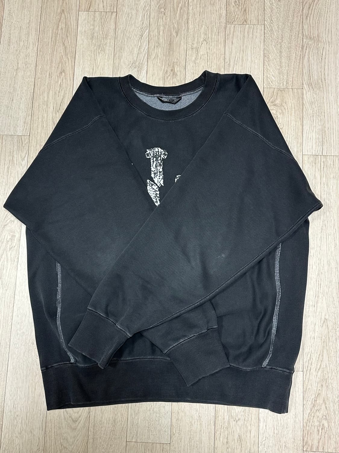 [XL] etce VALHALLA TOUR SWEATSHIRT 상품이미지3
