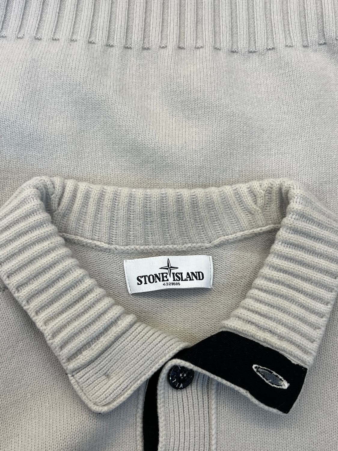 스톤아일랜드 와펜 하프버튼 울 니트 상품이미지7