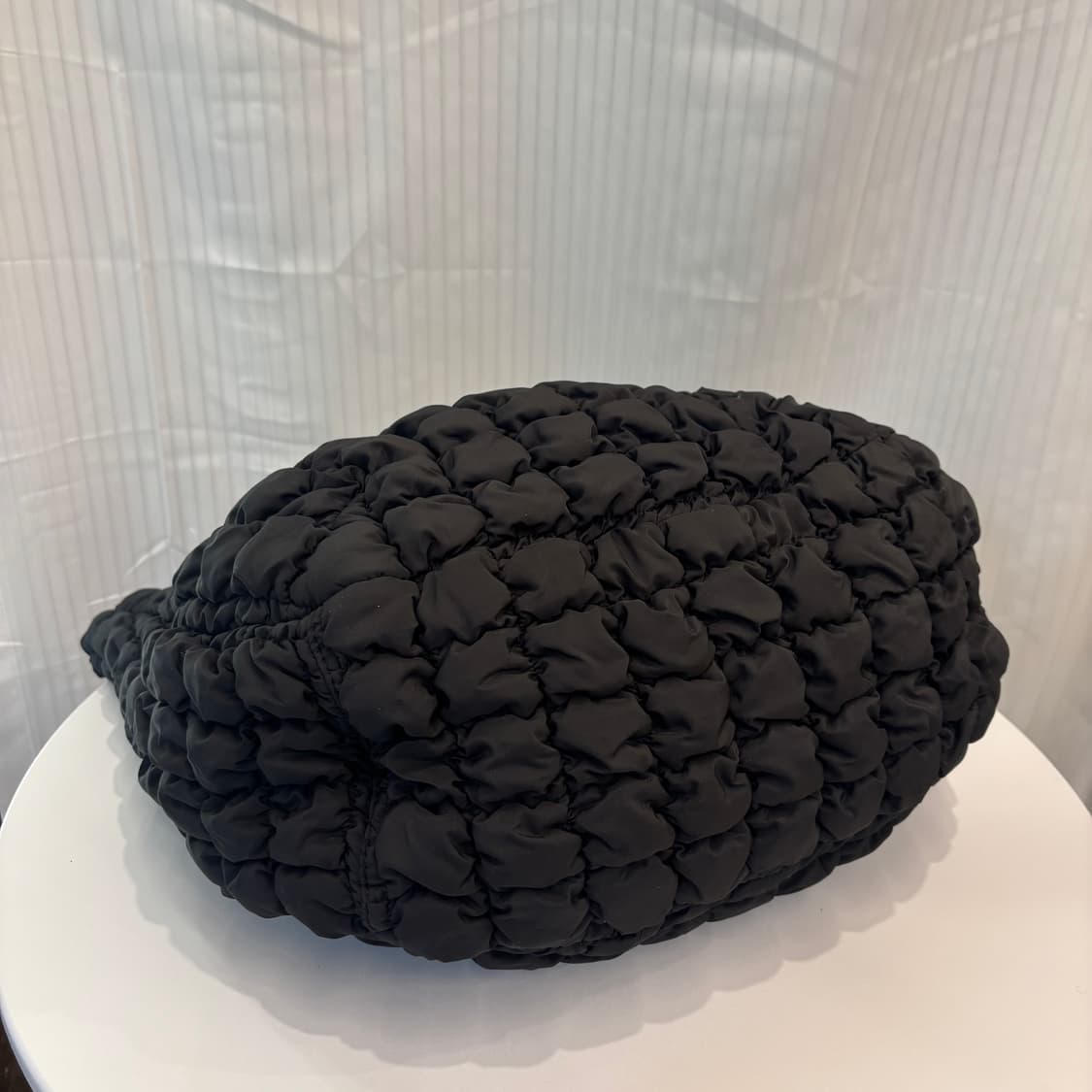 COS 코스 왕구름빵 오버사이즈 크로스백      상품이미지6