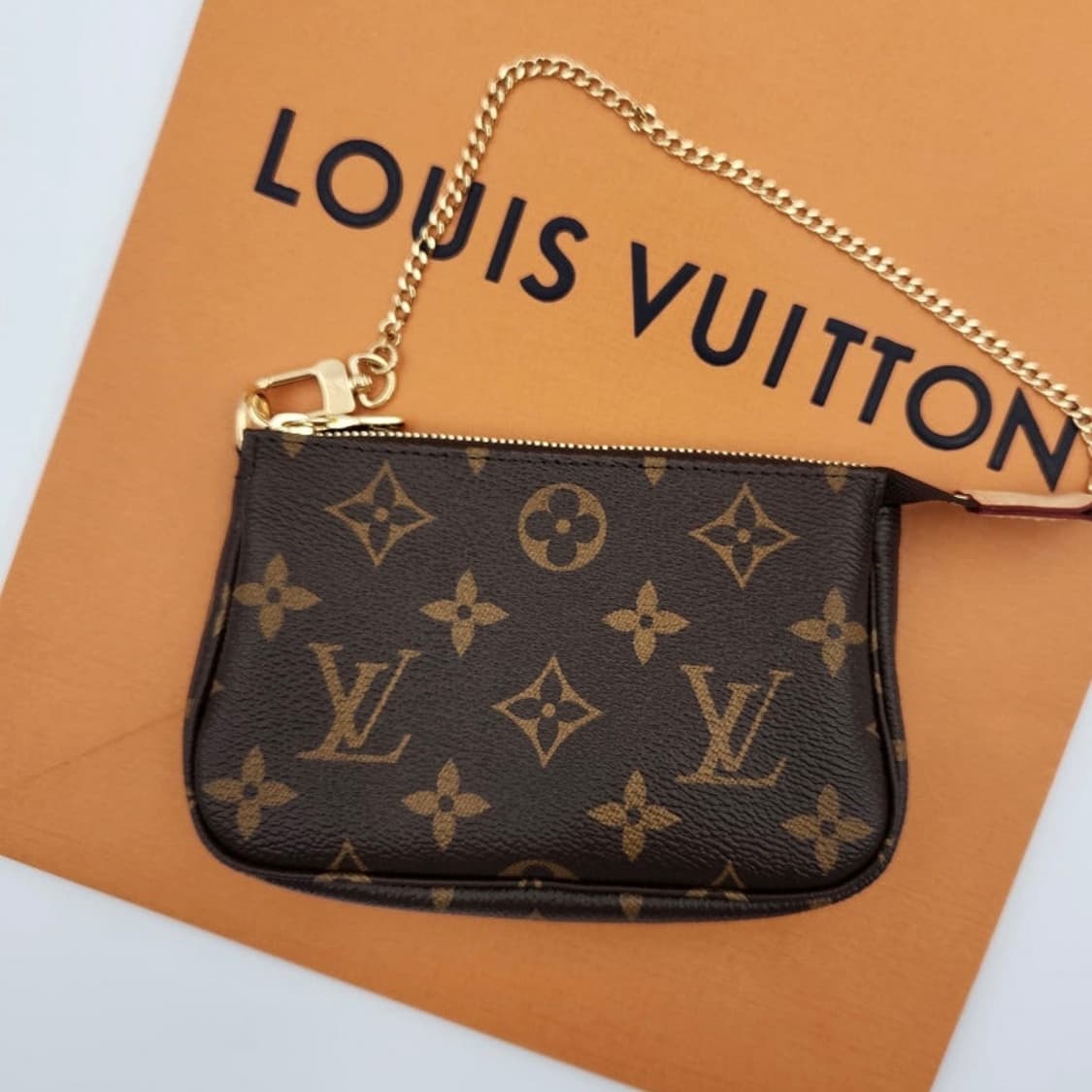 루이비통 크로스백 가방 미니 포쉐트 모노그램 상품이미지1