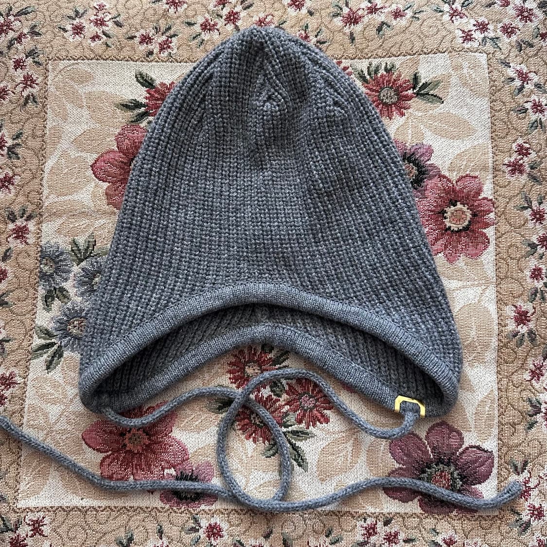 STRING EAR FLAP BEANIE GREY 이어플랩비니 상품이미지2