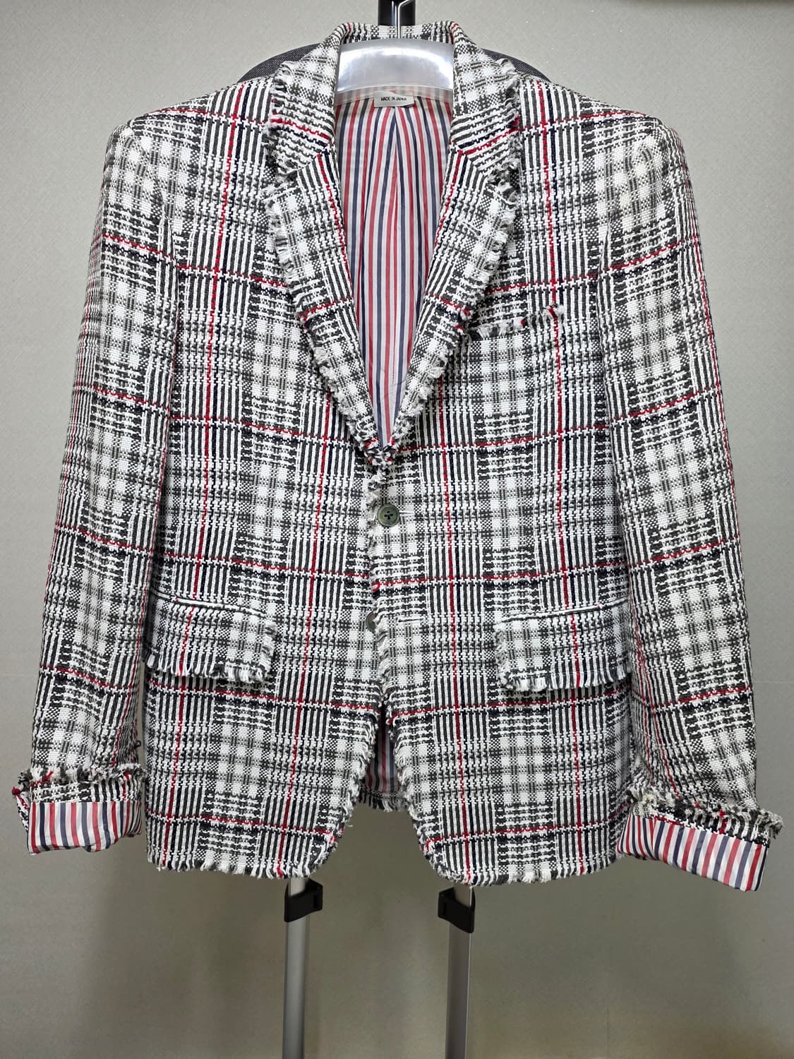 톰브라운 트위드 체크 자켓 국내매장판 상품이미지1