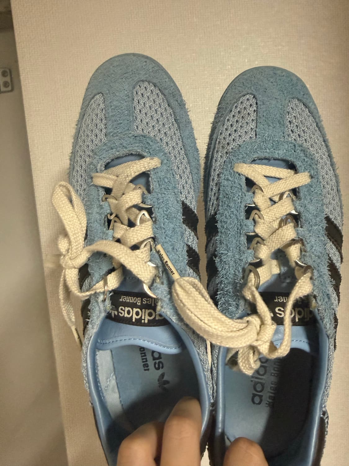 아디다스 웨일즈보너 SL76 애쉬블루 270 싸게 팔아요.  상품이미지1
