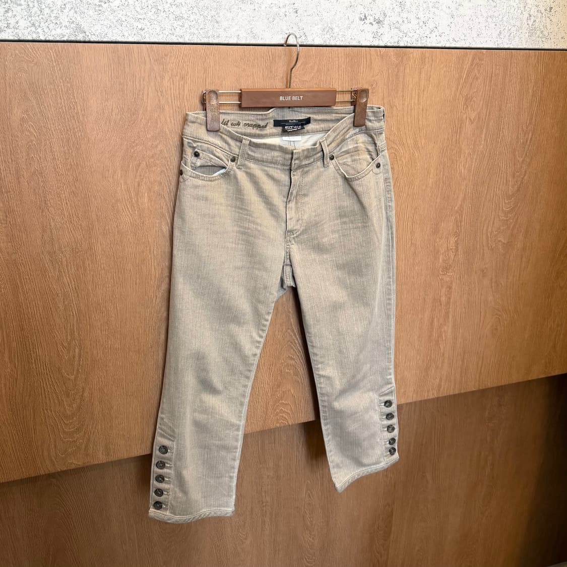 막스마라 위켄드 7부 카프리 팬츠 버튼업 디테일 베이지 브라운 상품이미지3