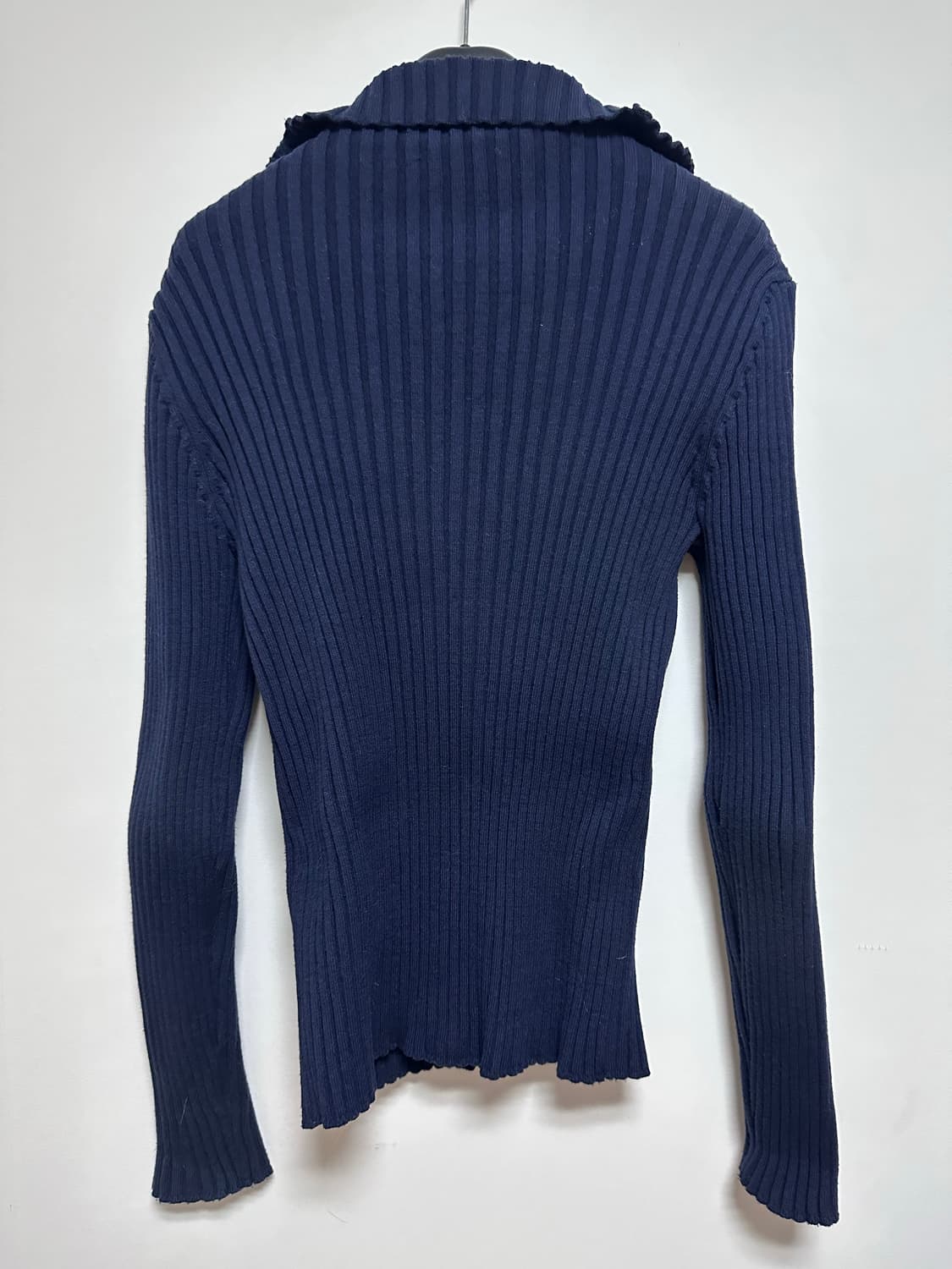 아모멘토 하이넥  립 니트집업 네이비 상품이미지6