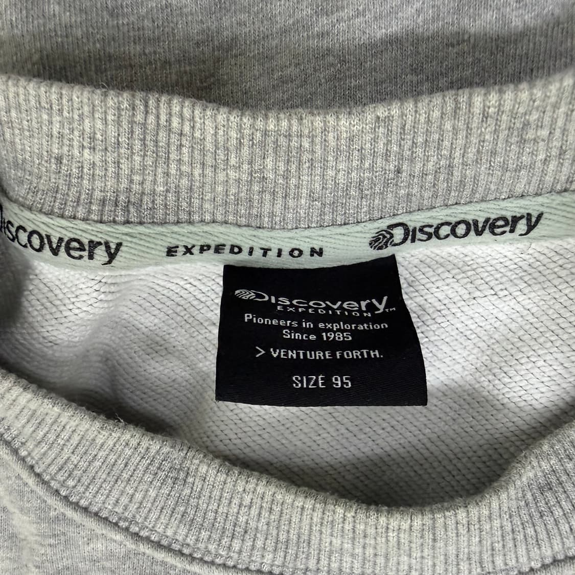 95 디스커버리 빅로고 맨투맨 0129T1 상품이미지3