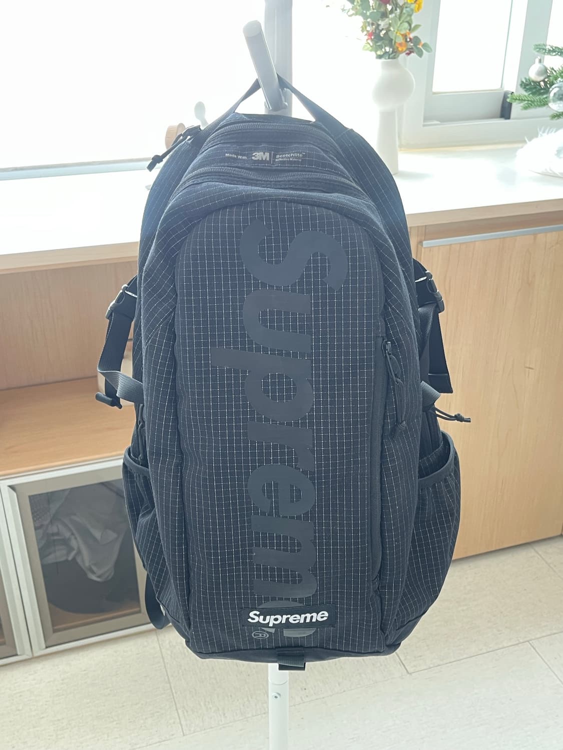 슈프림 백팩 블랙 24ss 상품이미지1