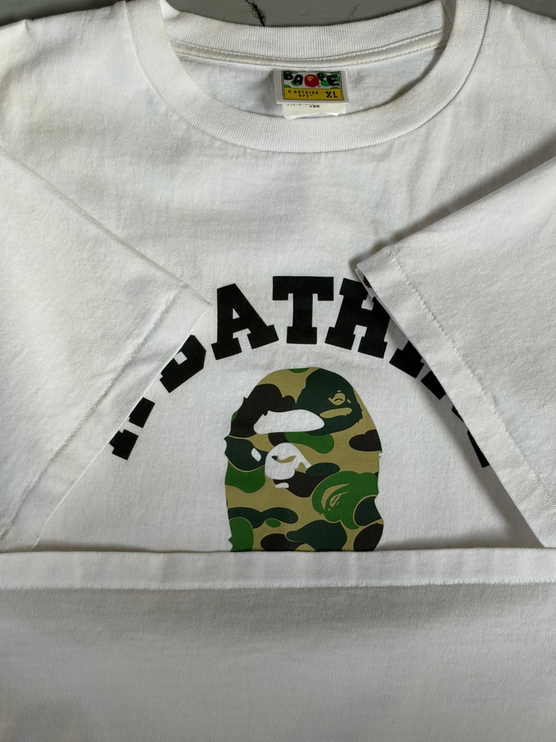 베이프(BAPE) ABC 카모 싱글스티치 화이트 티셔츠 상품이미지8
