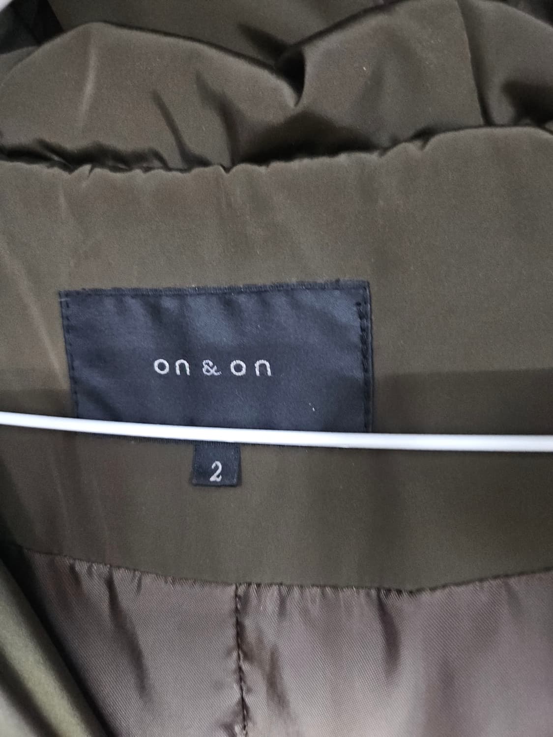 on & on 카키 롱 패딩 점퍼 2  세탁완료 상품이미지5