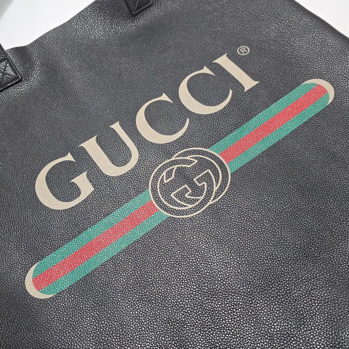 구찌 띠로고 프린트 레더 쇼퍼백 상품이미지3