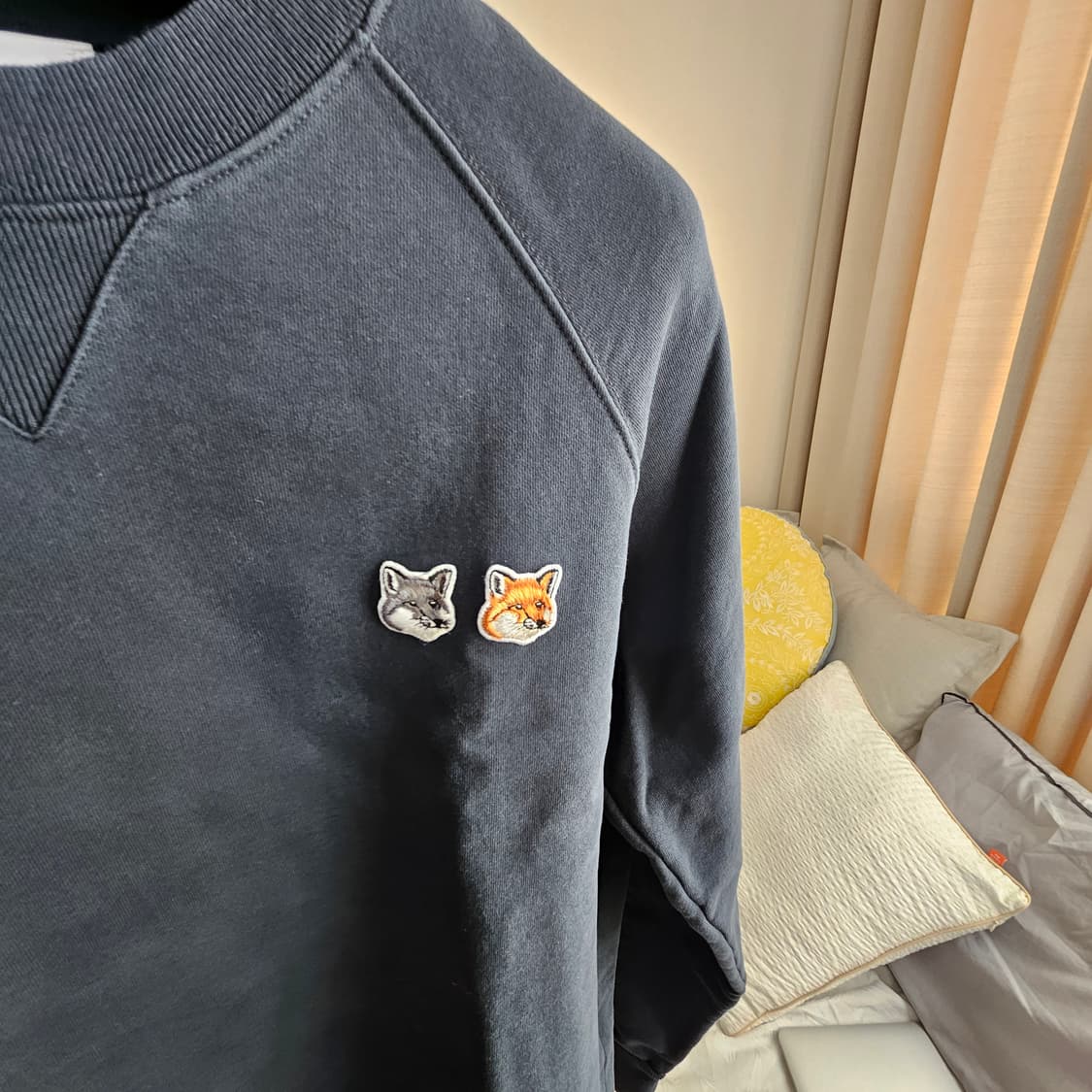 메종키츠네 다크 그레이 맨투맨 L 상품이미지3