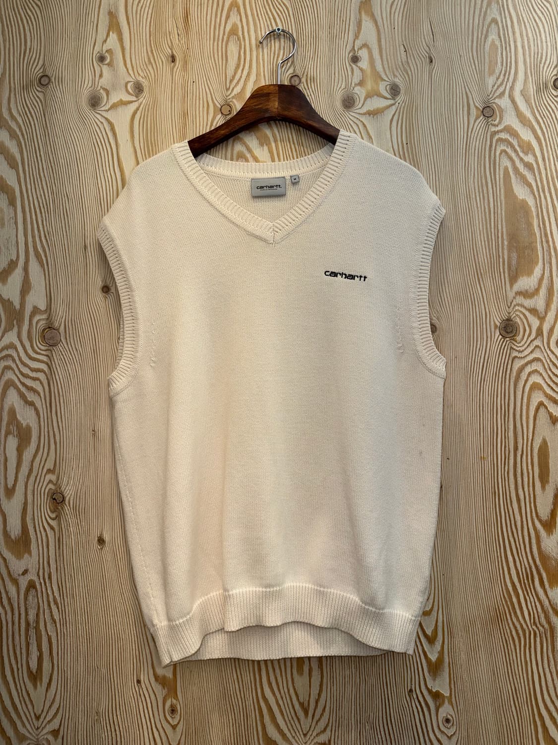 칼하트 WIP 스크립트 니트 베스트 상품이미지1