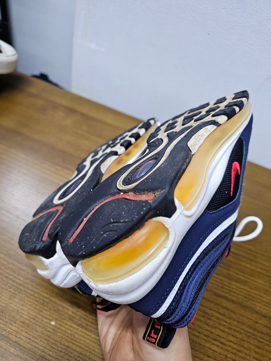 나이키 에어맥스97 미드나잇 네이비 하바네로 상품이미지9