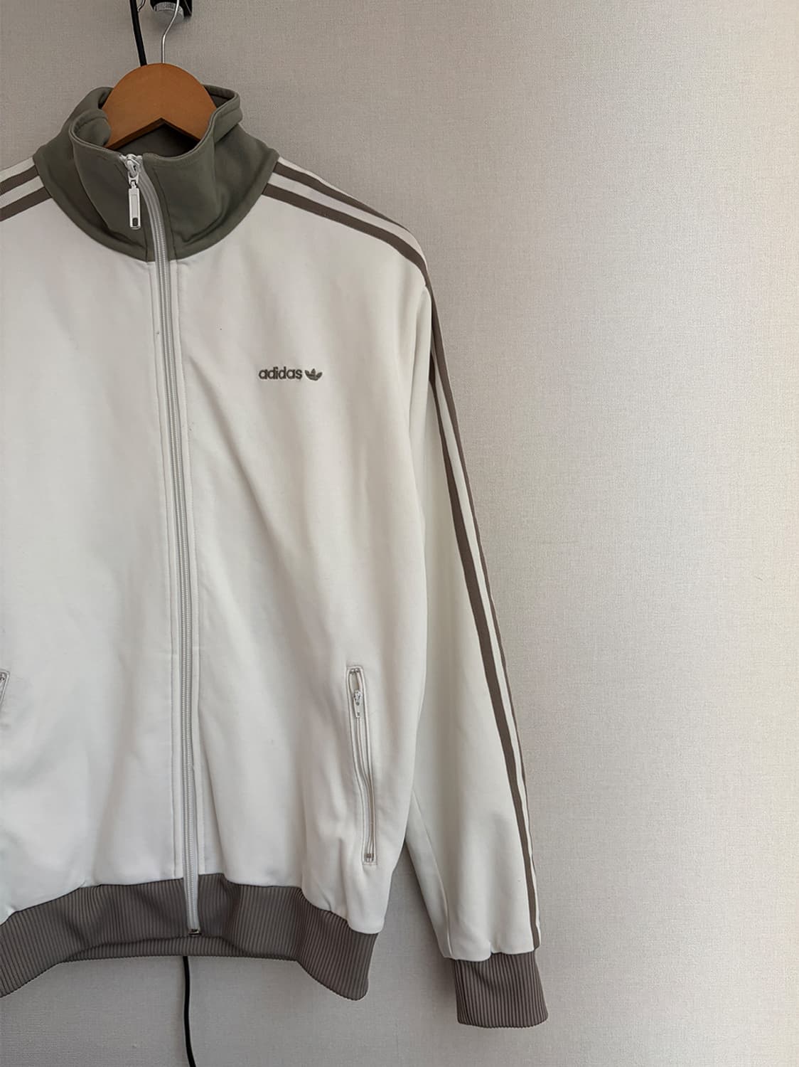 아디다스 아이보리 연카키 베켄바우어 트랙탑 져지 상품이미지3