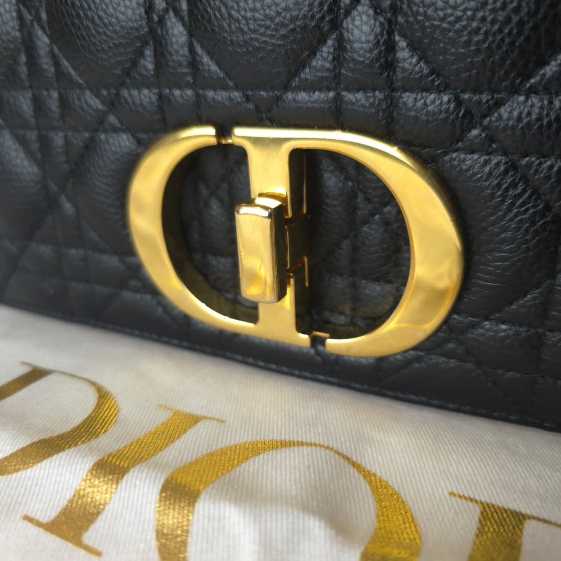 [정품/중고] 디올 까로 미디엄 백 상품이미지2