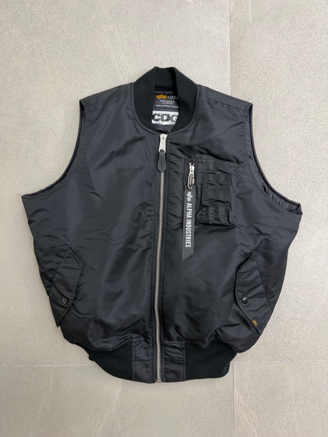 꼼데가르송 CDG X 알파인더스트리 MA-1 베스트 조끼 집업 상품이미지2