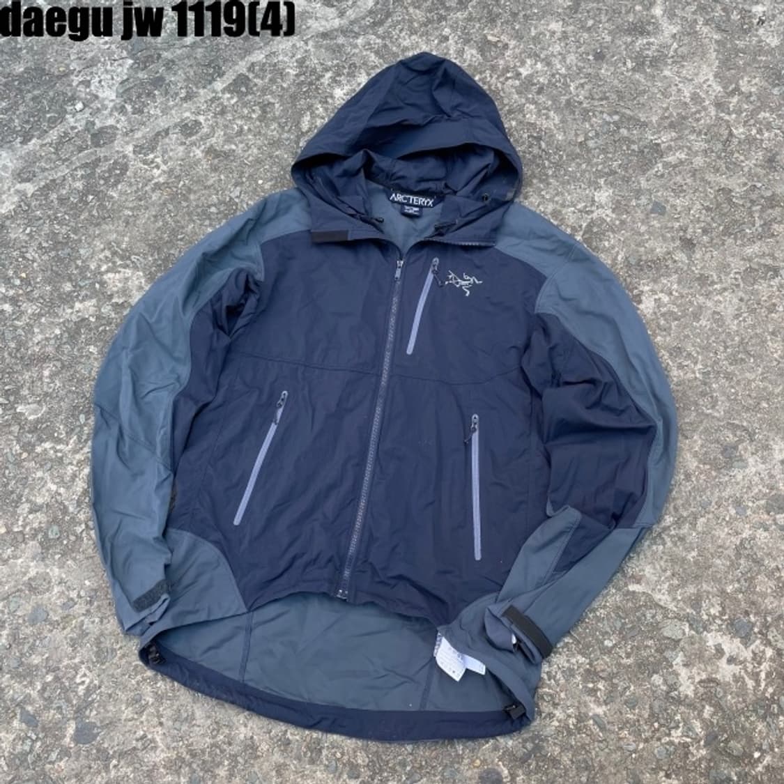 아크테릭스 바람막이  상품이미지1