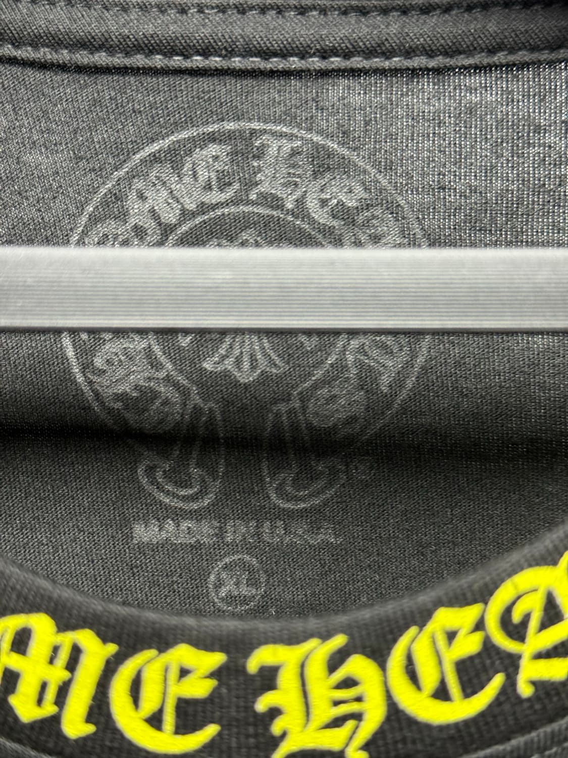 크롬하츠 vip 한정판 블랙 긴팔티 형광 레터링 상품이미지3