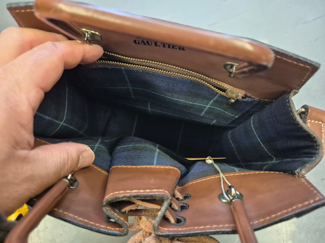 장 폴 고티에 브로그 크로스 토트 백 상품이미지8