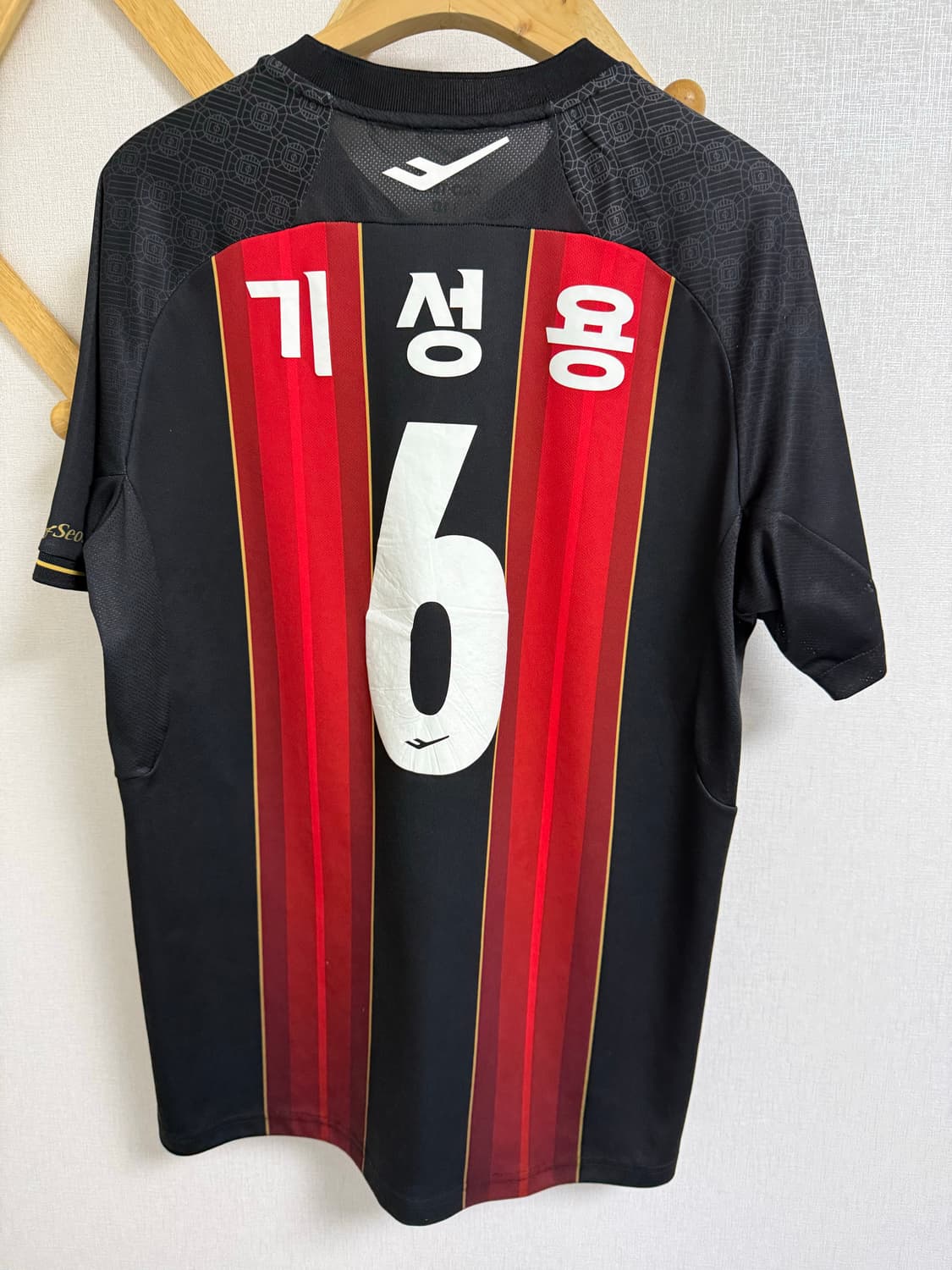 FC서울 2022년 홈 유니폼 110 상품이미지2