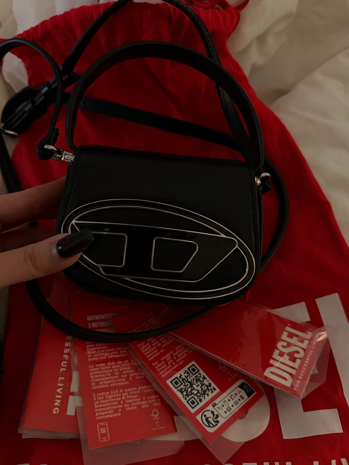 디젤 1DR 미니백 블랙 판매 상품이미지2