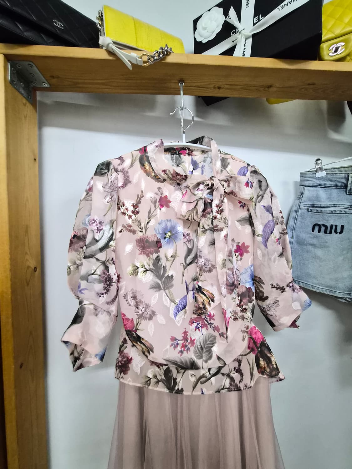 오간자 자수블라우스 상품이미지2