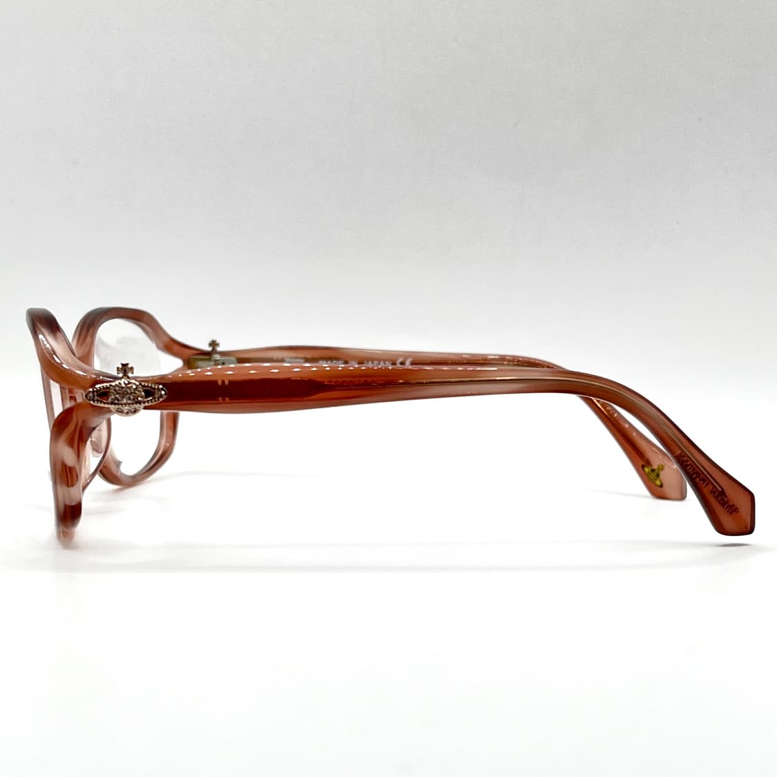 비비안웨스트우드 큐빅 뿔테 선글라스 상품이미지3