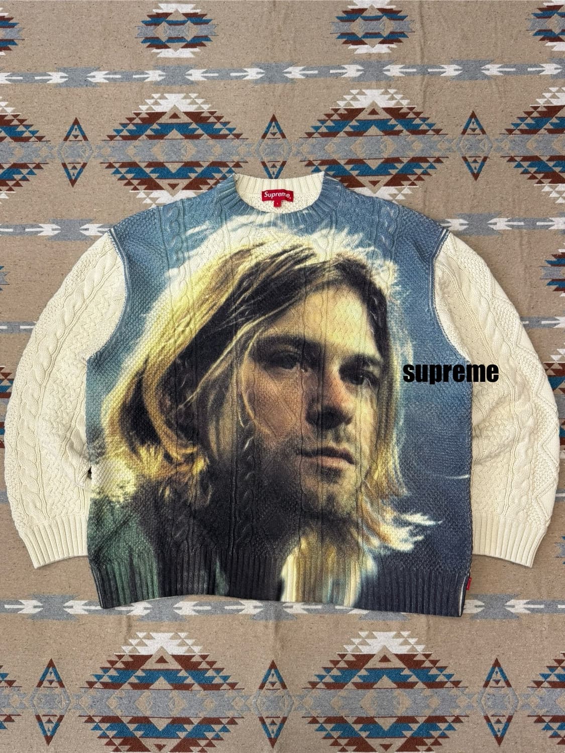 [L] 슈프림 커트 코베인 스웨터 화이트 - 23SS 상품이미지1