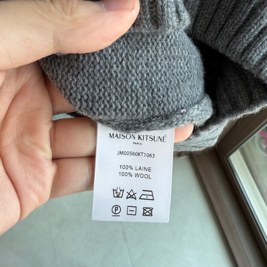 새상품(XXL)메종키츠네 폭스 헤드 하이넥 니트 그레이 상품이미지4