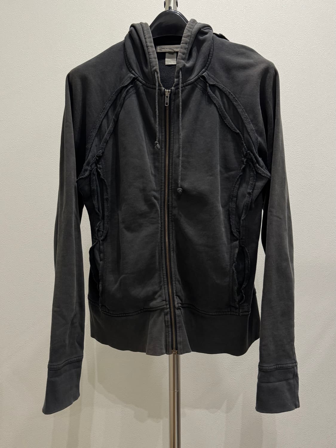 꼼데가르송 셔츠 컷오프 후드 집업 상품이미지1