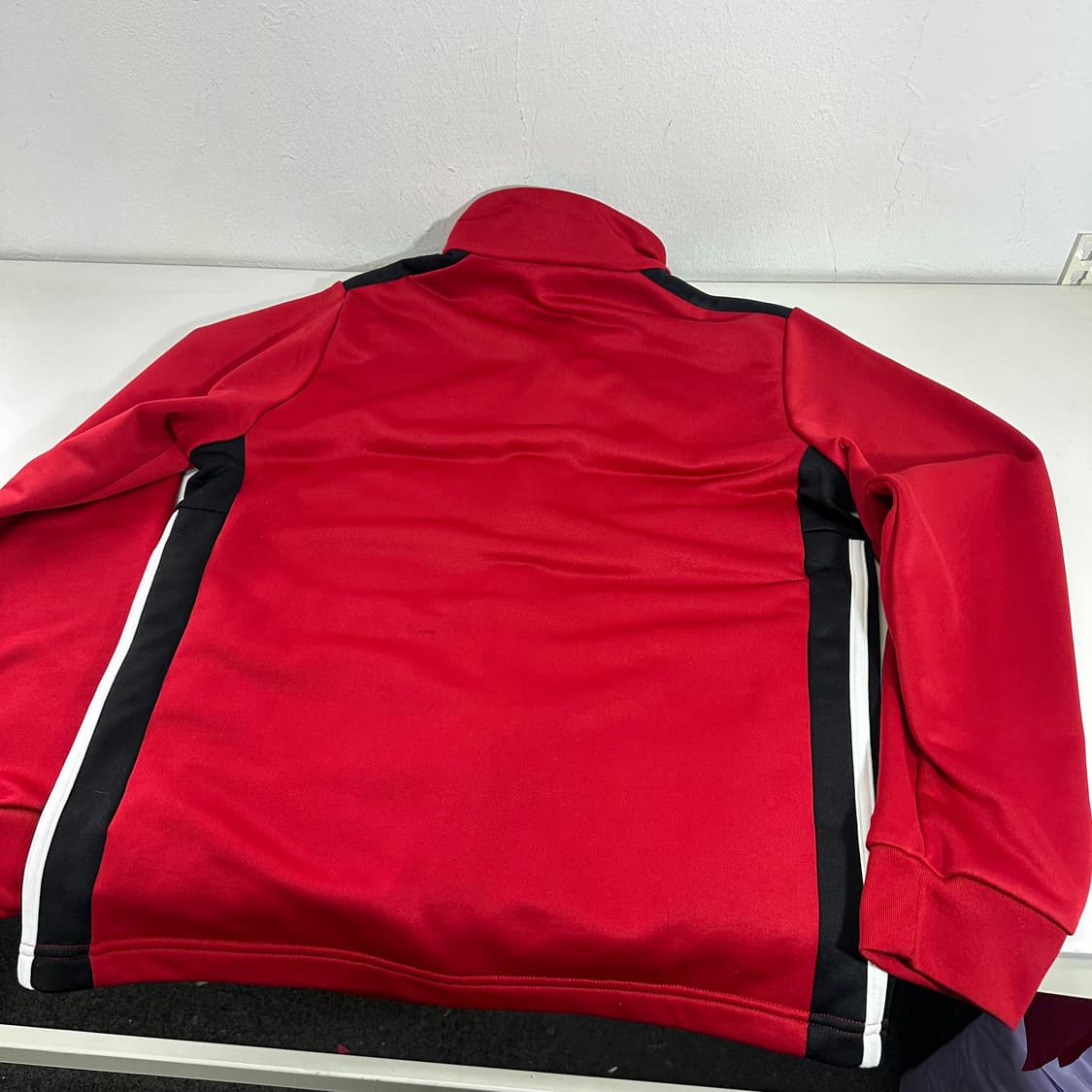 100 XL 아디다스풋볼 빨검 져지재질 트레이닝 축구트랙탑 상품이미지5