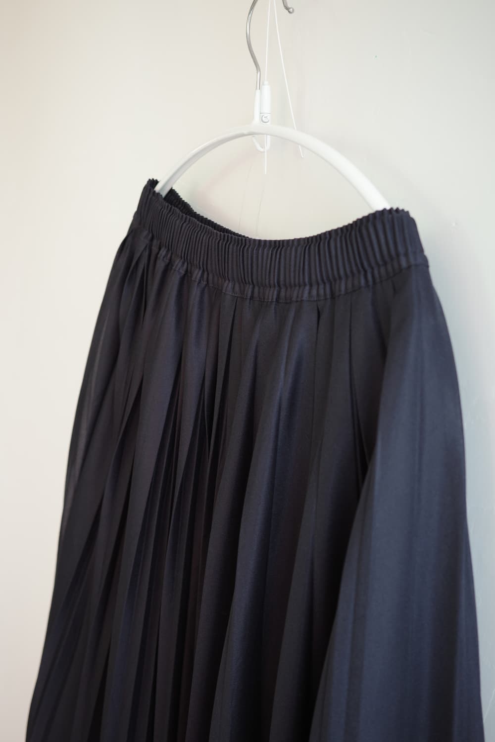 STC:R 
• 차콜 쉬폰 플리츠  롱 스커트 상품이미지6