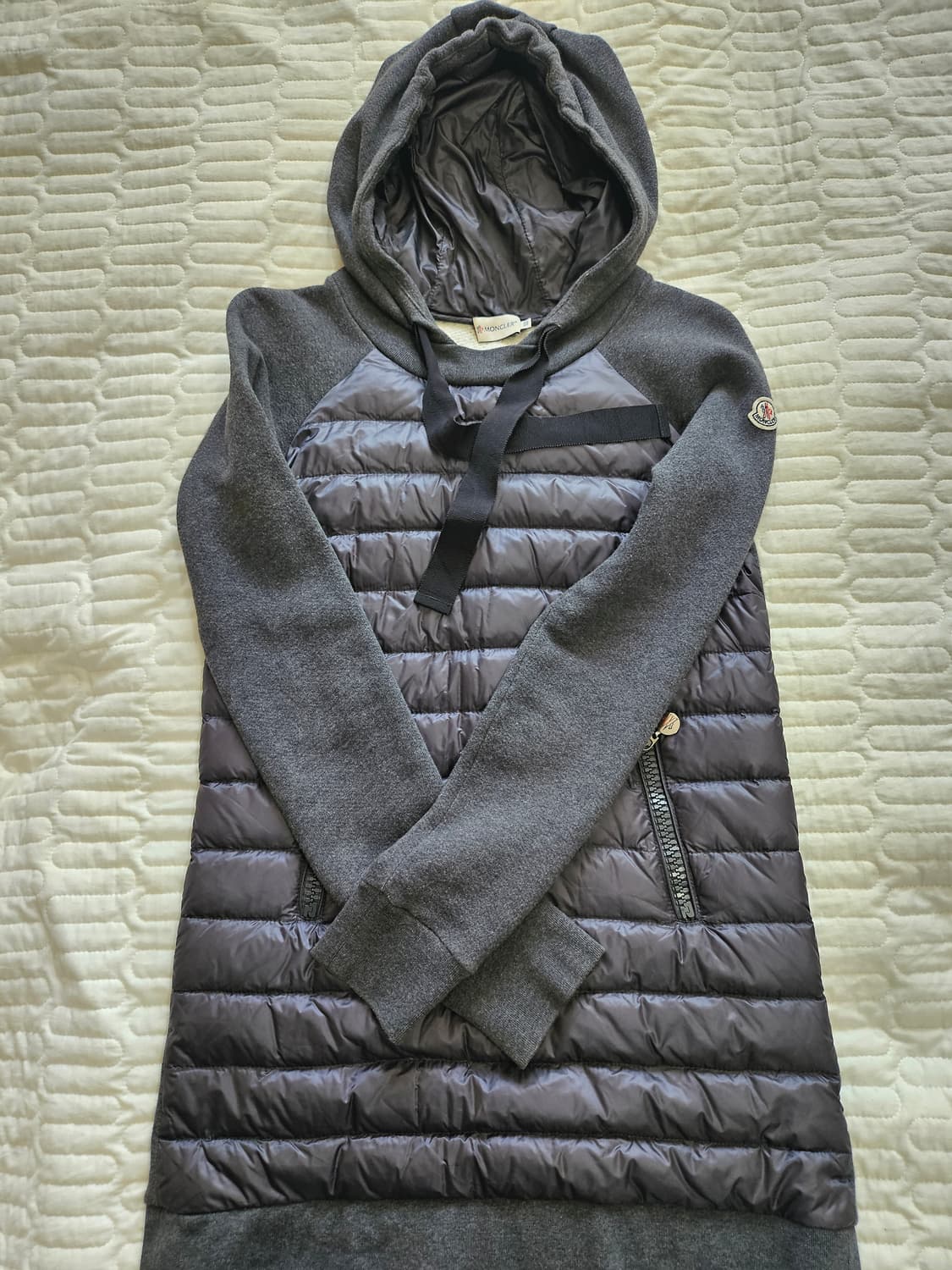 몽클레어 니트패딩 후드원피스  상품이미지1