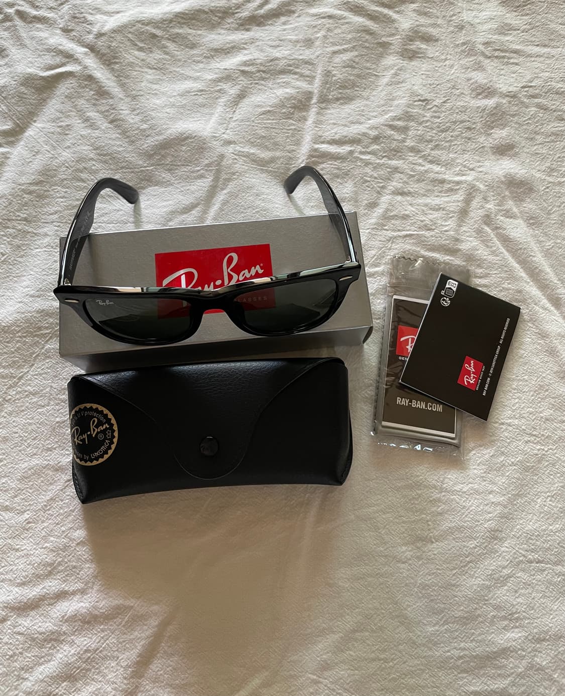 Ray-Ban Wayfarer RB2140F 상품이미지1