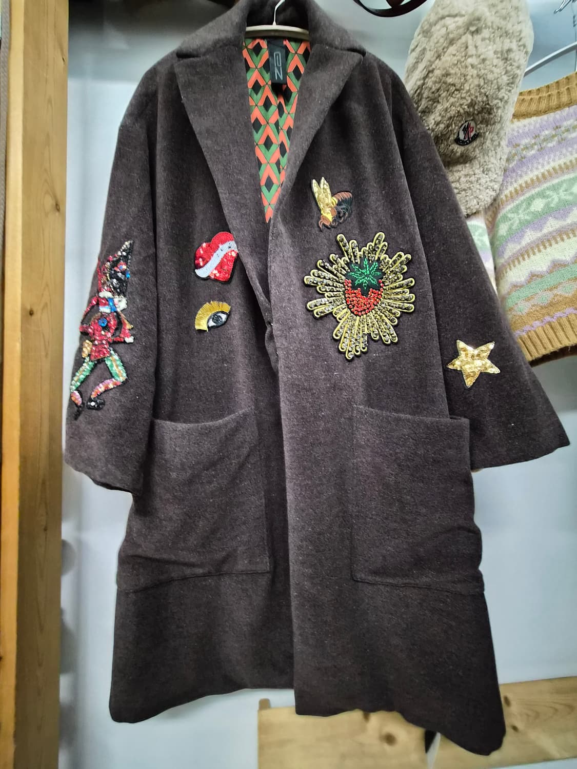 엔주반(Enzuvan)디자이너 코트  서울패션위크 상품이미지7