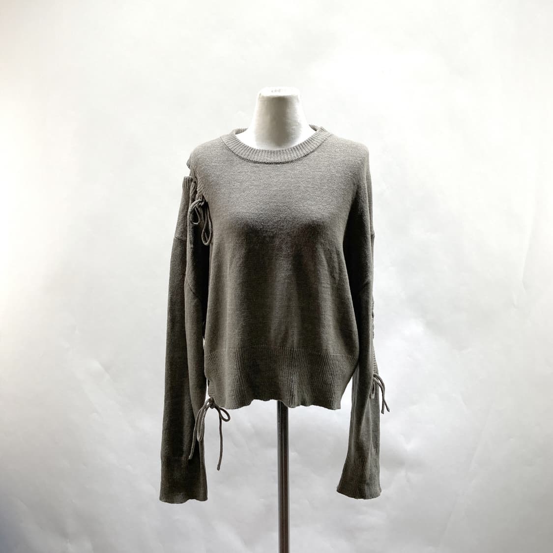 육육걸즈 2023 여 끈포인트 니트 FREE  상품이미지1