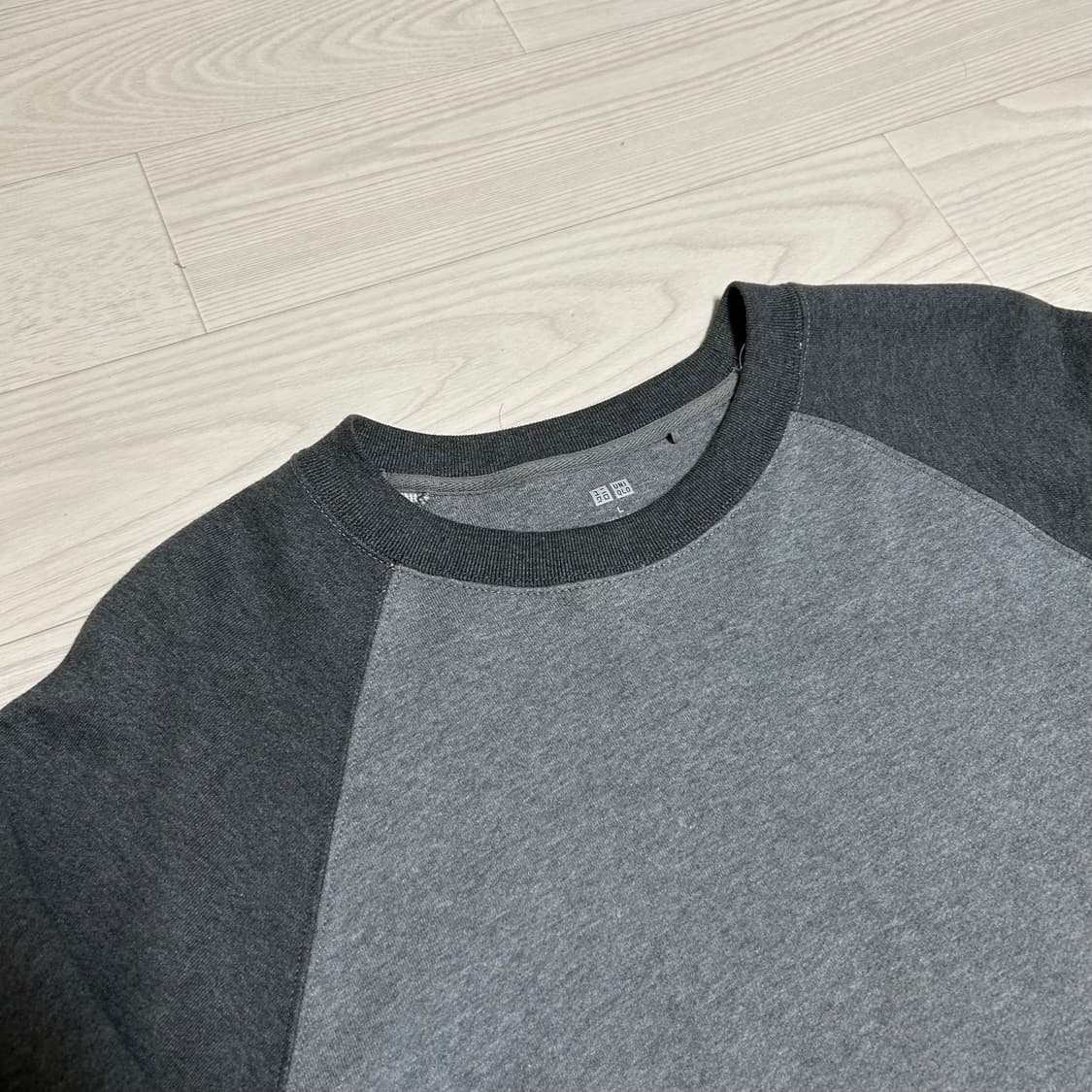 [L] 유니클로 레글런 스웻셔츠 상품이미지3