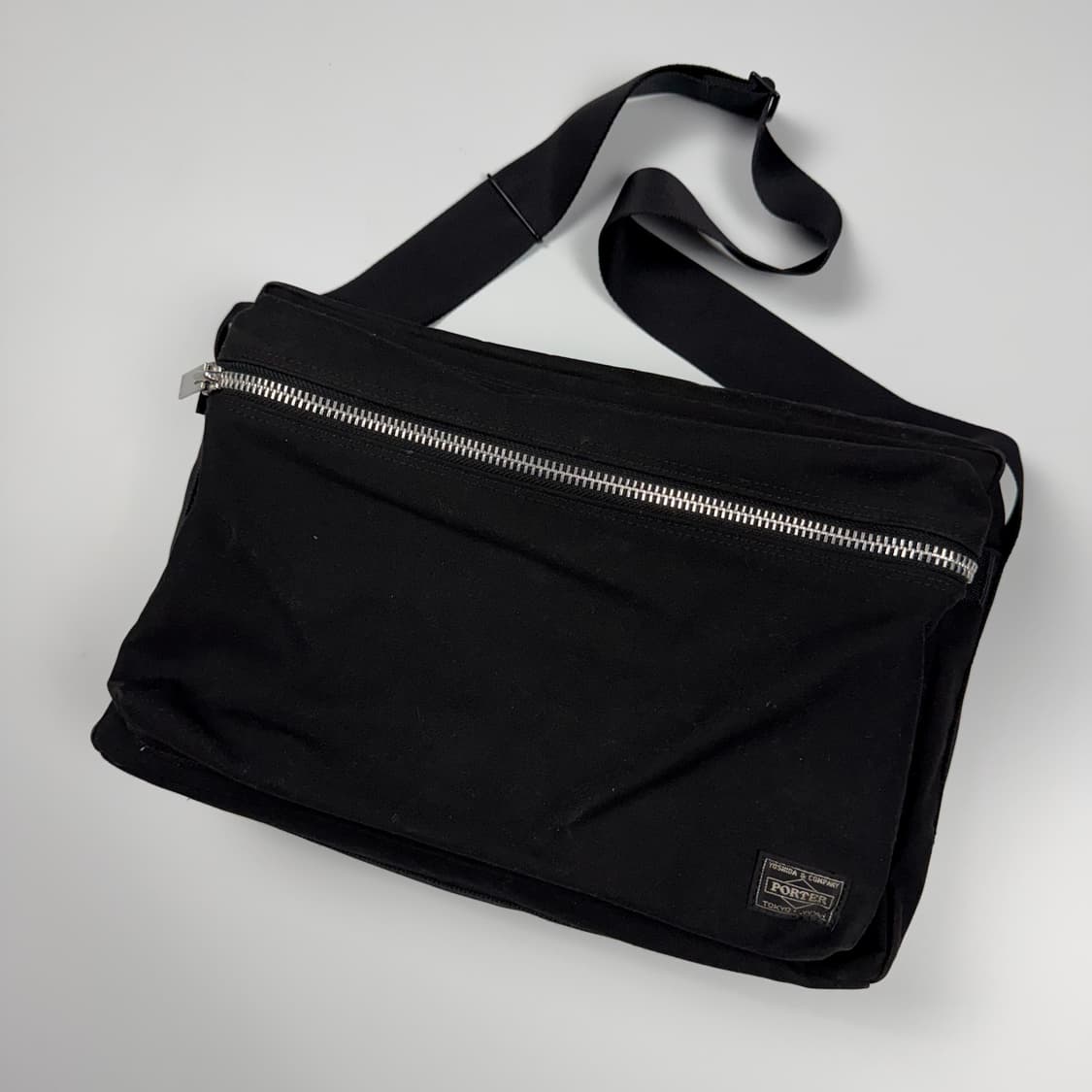 요시다포터 스펙 숄더백 블랙 상품이미지2