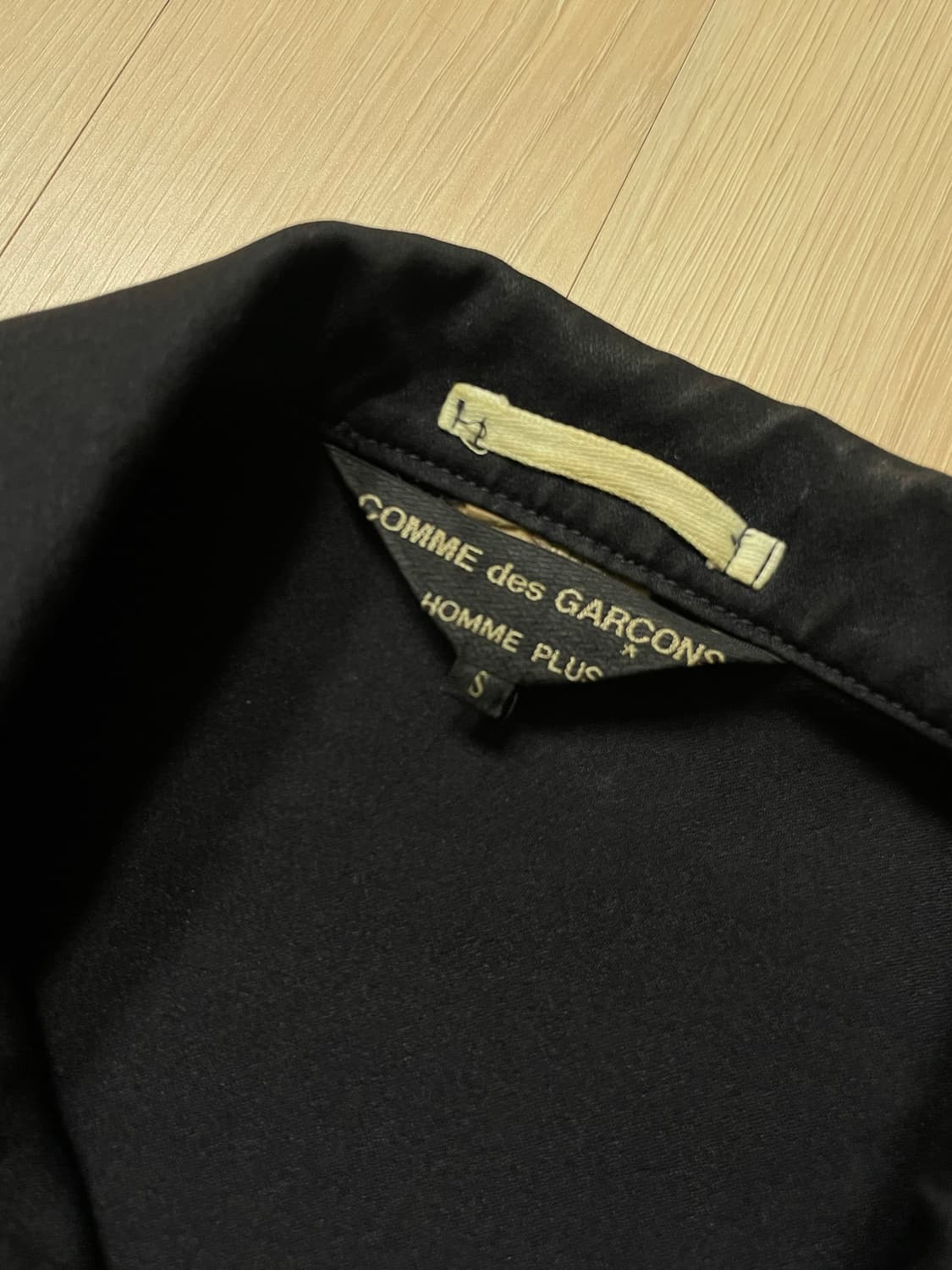 [S] 꼼데가르송 옴므 플러스 18aw 비대칭 자켓 상품이미지4