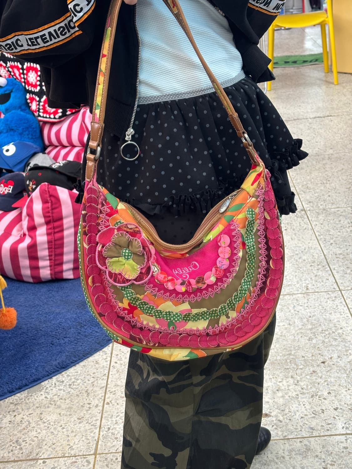 Vintage Oilily Half Circle Bag 상품이미지9