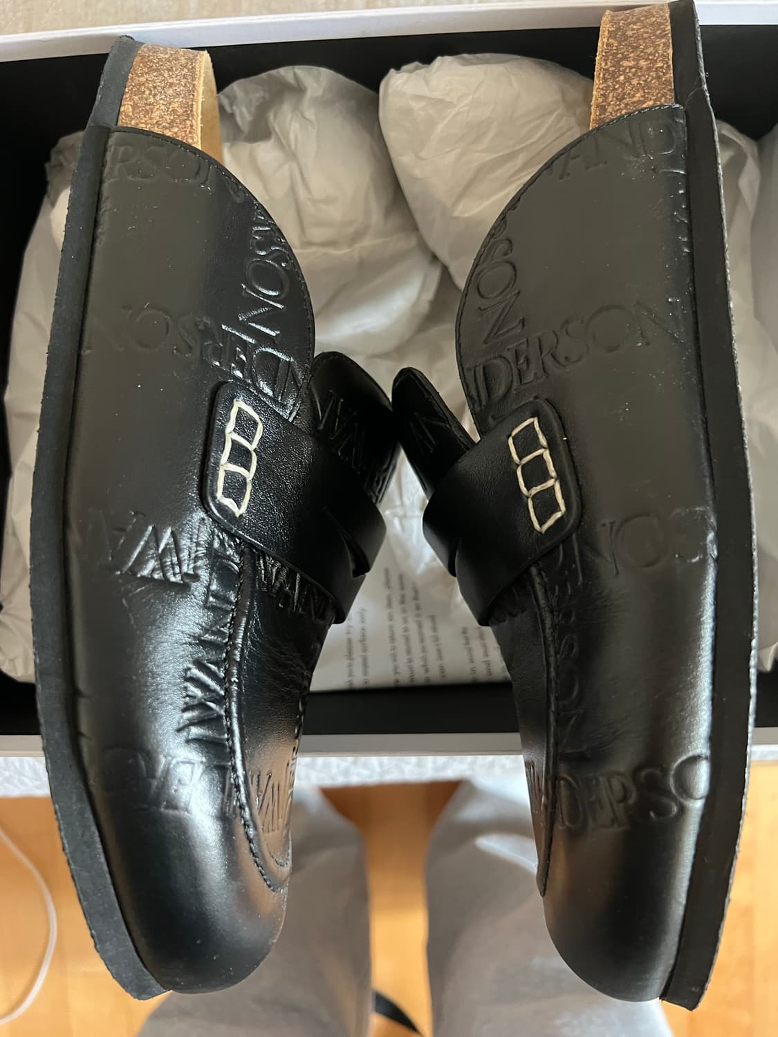 JW앤더슨 블랙 뮬 로퍼 42 상품이미지3