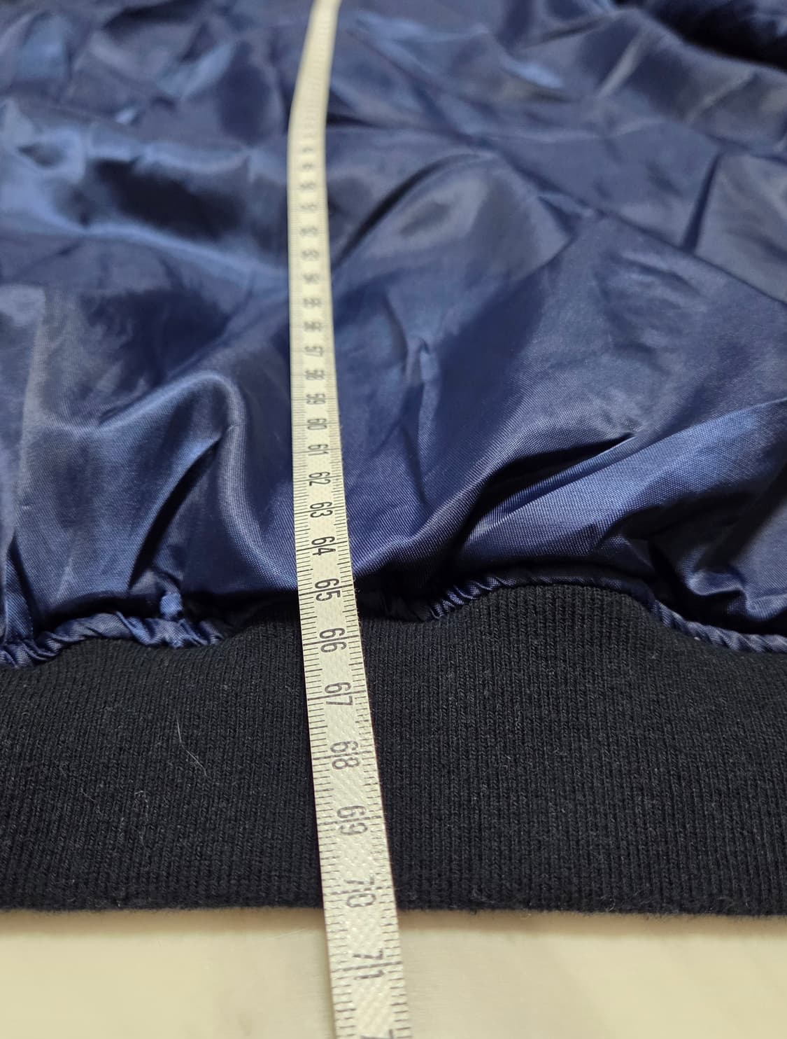 발렌시아가 2017웨이브 자수 붐버 상품이미지9