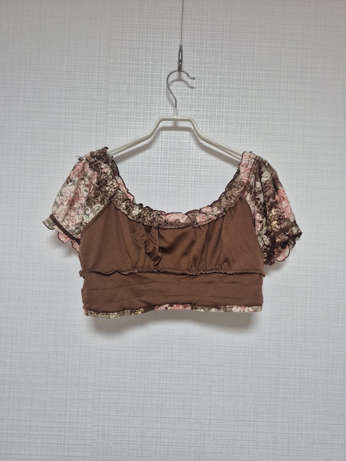 리즈리사 수선템 쵸코플로럴 크롭탑  상품이미지6