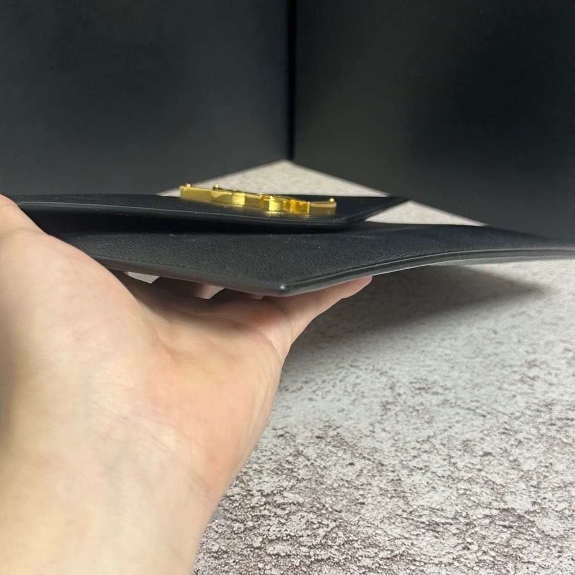 [풀구성] 입생로랑 업타운 클러치 블랙 상품이미지8