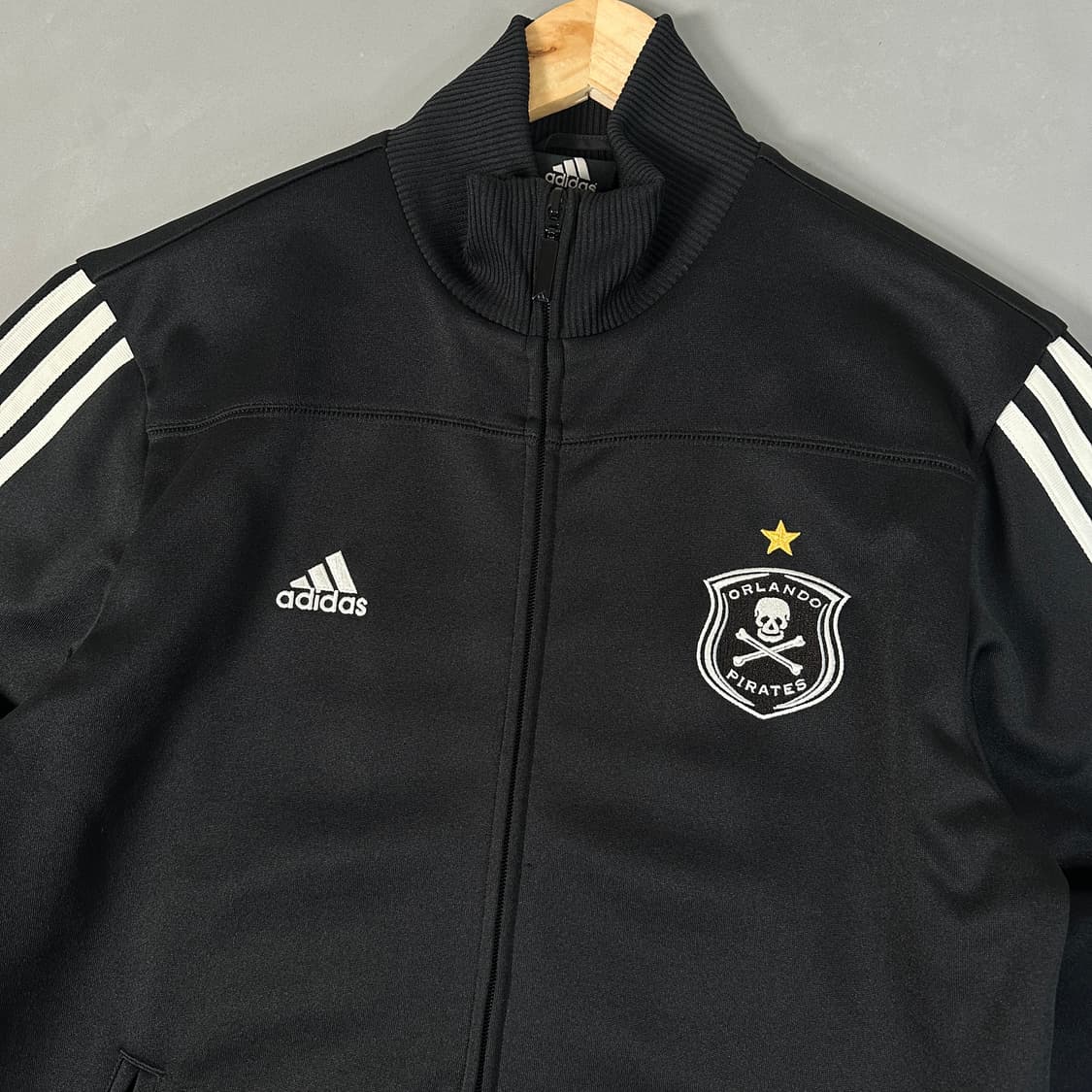 아디다스 로고 올란도 스컬 트랙탑 져지 블랙 100 [020705] 상품이미지4