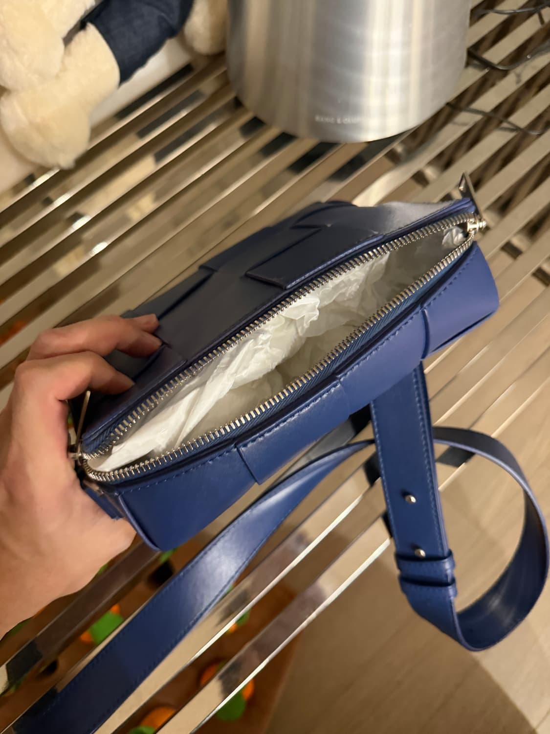 보테가베네타 카세트백 730027 크루즈블루 상품이미지2