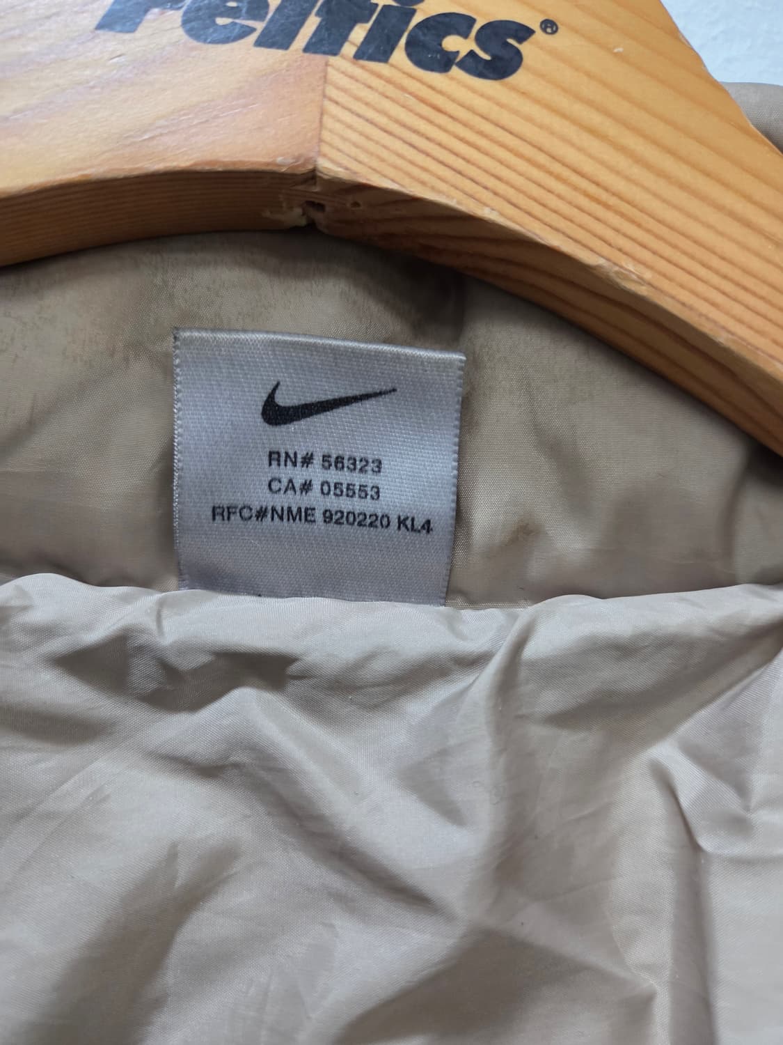 나이키 스포츠  덕다운 패딩 히든포켓 올드스쿨 빵빵한 패딩 상품이미지4