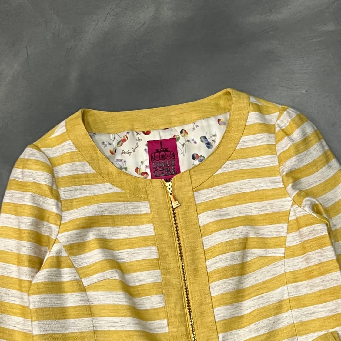  안나수이 스트라이프 논카라 자켓 y15244 상품이미지3