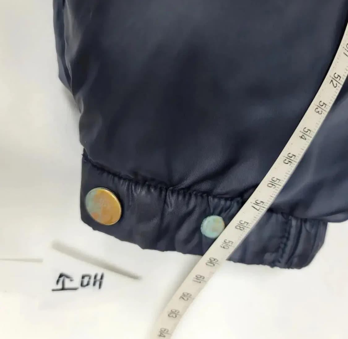 앤더슨벨 리버시블 유광 덕다운 패딩 상품이미지5